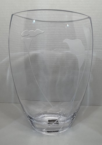 Mikasa crystal vase - crystal, calla